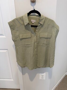 LOFT Light Sage Green Cap Sleeve Button-Front Shirt